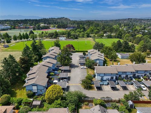 3987-gordon-head-arbutus-saanich-east-40 at 48 - 3987 Gordon Head Road, Arbutus, Saanich East