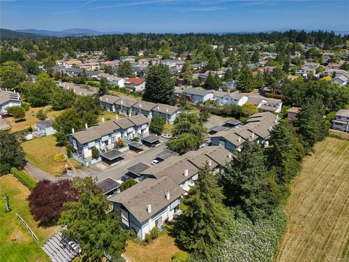 3987-gordon-head-arbutus-saanich-east-42 at 48 - 3987 Gordon Head Road, Arbutus, Saanich East