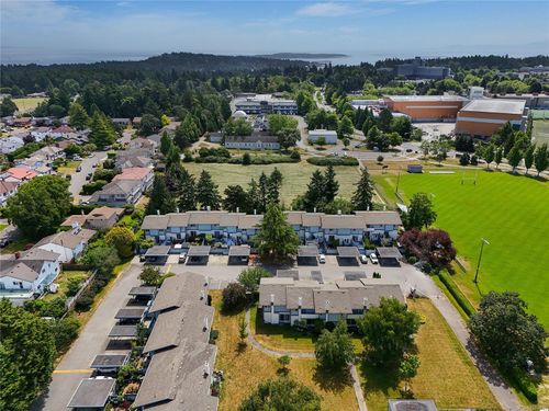 3987-gordon-head-arbutus-saanich-east-44 at 48 - 3987 Gordon Head Road, Arbutus, Saanich East