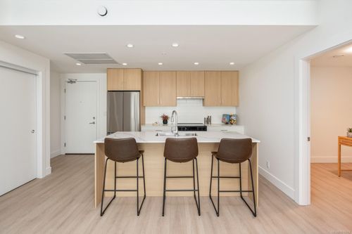 258-helmcken-view-royal-view-royal-09 at 303 - 258 Helmcken Road, View Royal