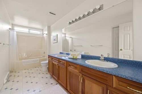 1536 Ash Road Gordon Head, Saanich East at 1536 Ash Road, Gordon Head, Saanich East