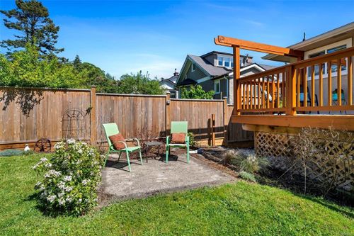 1236 Effingham St Esquimalt BC V9A 4Y2 at 1236 Effingham Street, Esquimalt