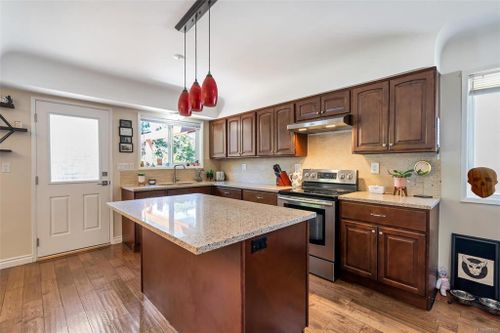 1236 Effingham St Esquimalt BC V9A 4Y2 at 1236 Effingham Street, Esquimalt