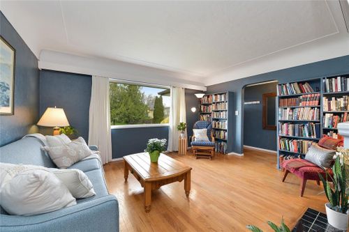 2819 ADELAIDE Ave Saanich BC V9A 2L3 at 2819 Adelaide Avenue, Saanich West