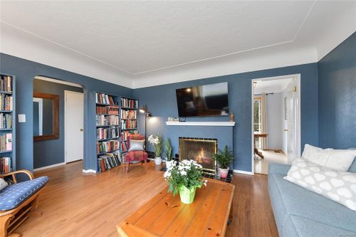 2819 ADELAIDE Ave Saanich BC V9A 2L3 at 2819 Adelaide Avenue, Saanich West