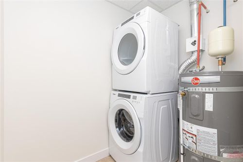 getmedia-9 at 402 - 924 Jenkins Avenue, Glen Lake, Langford