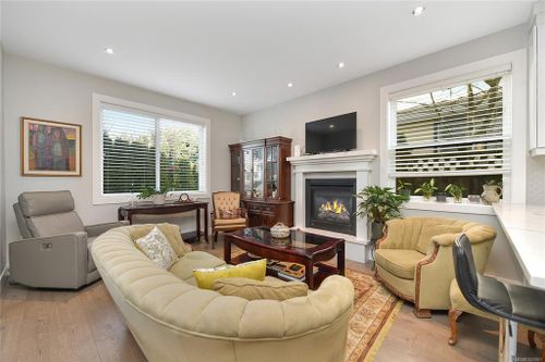 2447 Orchard Avenue at 2447 Orchard Avenue, Sidney