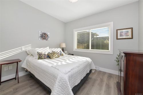 2447 Orchard Avenue at 2447 Orchard Avenue, Sidney