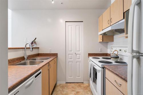 406 - 1015 Johnson St Victoria BC V8V 3N6 at 406 - 1015 Johnson Street, Victoria