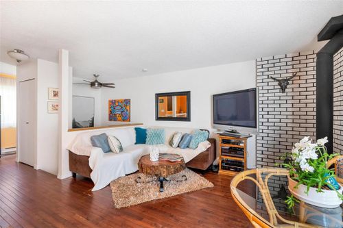 3 - 210 Douglas St Victoria BC V8V 2P2 at 3 - 210 Douglas Street, Victoria