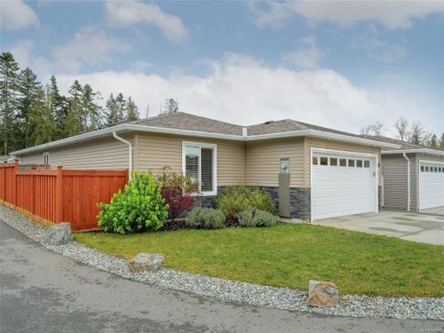 38 - 7586 Tetayut Rd Central Saanich BC V8M 0B4 at 38 - 7586 Tetayut Road, Central Saanich