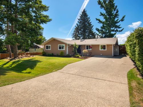 708 Newcastle Ave Parksville BC V9P 1G1 at 708 Newcastle Avenue, Parksville/Qualicum