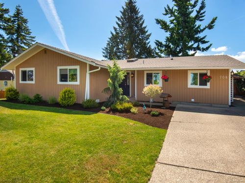 708 Newcastle Ave Parksville BC V9P 1G1 at 708 Newcastle Avenue, Parksville/Qualicum