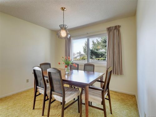 4403 Hilton Pl Saanich BC V8N 5L2 at 4403 Hilton Place, Saanich East