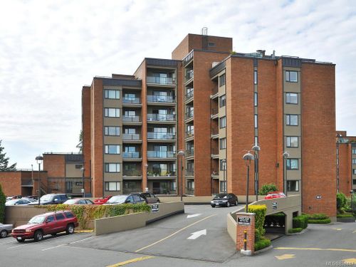 708 - 103 Gorge Road E Burnside at 708 - 103 Gorge Road E, Burnside, Victoria