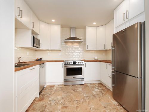 708 - 103 Gorge Road E Burnside at 708 - 103 Gorge Road E, Burnside, Victoria