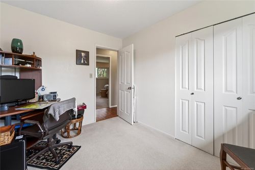 1503-edgewood-gordon-head-saanich-east-12 at 1503 Edgemont Road, Gordon Head, Saanich East