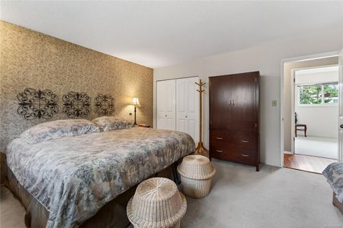 1503-edgewood-gordon-head-saanich-east-15 at 1503 Edgemont Road, Gordon Head, Saanich East