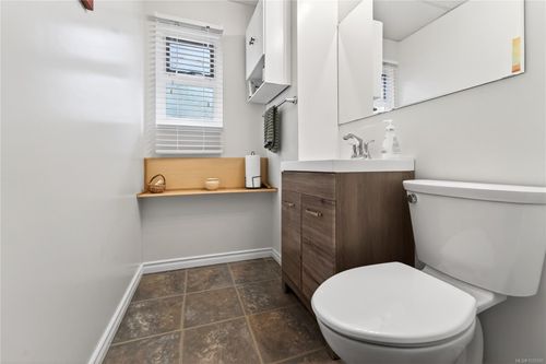 1503-edgewood-gordon-head-saanich-east-21 at 1503 Edgemont Road, Gordon Head, Saanich East