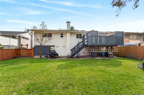 1503-edgewood-gordon-head-saanich-east-30 at 1503 Edgemont Road, Gordon Head, Saanich East