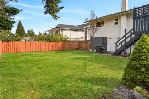 1503-edgewood-gordon-head-saanich-east-31 at 1503 Edgemont Road, Gordon Head, Saanich East