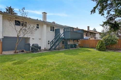 1503-edgewood-gordon-head-saanich-east-32 at 1503 Edgemont Road, Gordon Head, Saanich East