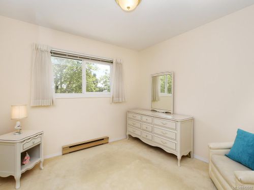 4362 Shelbourne Street Gordon Head at 4362 Shelbourne Street, Gordon Head, Saanich East