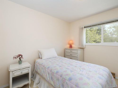 4362 Shelbourne Street Gordon Head at 4362 Shelbourne Street, Gordon Head, Saanich East