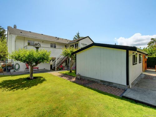 4362 Shelbourne Street Gordon Head at 4362 Shelbourne Street, Gordon Head, Saanich East