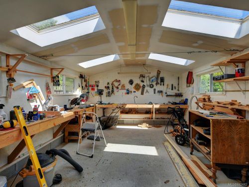 4362 Shelbourne Street Gordon Head at 4362 Shelbourne Street, Gordon Head, Saanich East