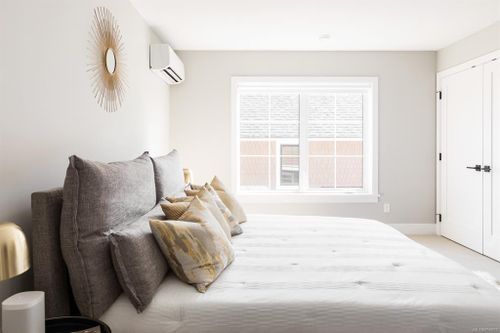 14 - 1810 Kings Road at 14 - 1810 Kings Road, Camosun, Saanich East