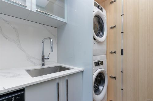 810 - 1029 View Street at 810 - 1029 View Street, Downtown, Victoria