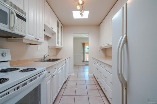 309 - 1518 Pandora Avenue at 309 - 1518 Pandora Avenue, Fernwood, Victoria