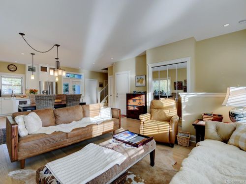 1042 Munro Street at 1042 Munro Street, Saxe Point, Esquimalt