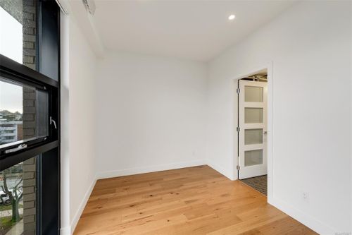 S412 - 1411 Cook Street at S412 - 1411 Cook Street, Downtown, Victoria