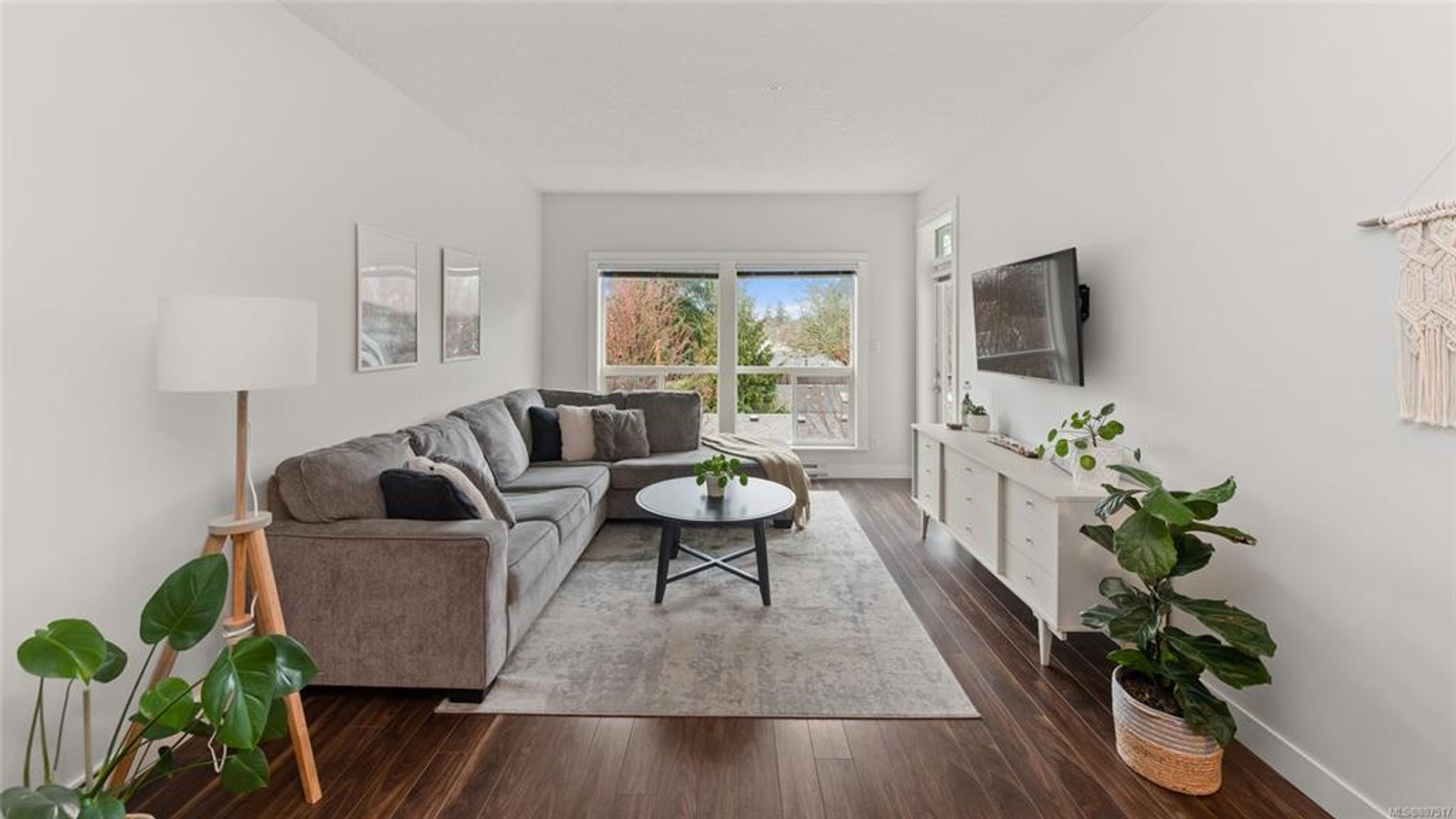 313 - 938 Dunford Avenue, Langford Proper, Langford photo number 1