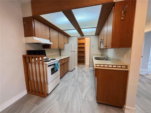 getmedia-6 at 311 - 9560 Fifth Street, Sidney