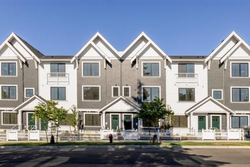 TH14 - 3450 Whittier Avenue, Saanich West photo number 2