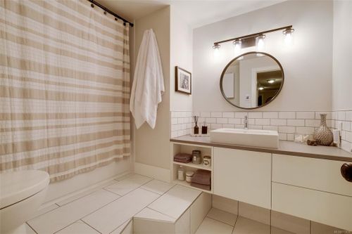 getmedia-7 at 101 - 1425 Fort Street, Victoria