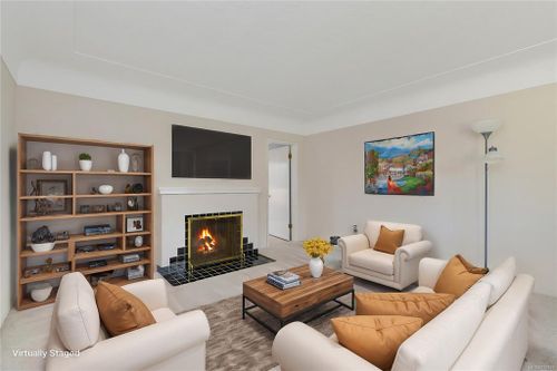 getmedia-2 at 2819 Adelaide Avenue, Saanich West