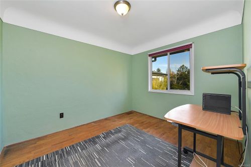 getmedia-6 at 2819 Adelaide Avenue, Saanich West