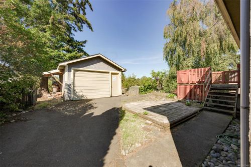 getmedia-6 at 1562 Rowan Street, Saanich East