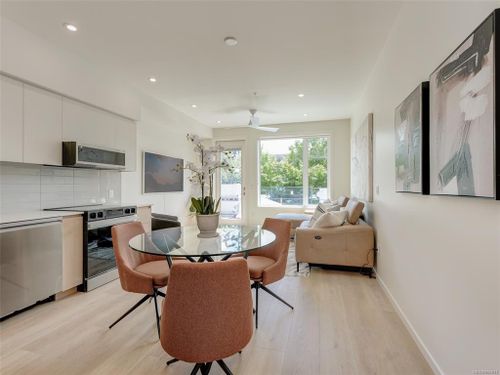 getmedia-5 at 102 - 2374 Oakville Avenue, Sidney