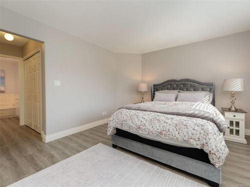 getmedia-5 at 304 - 1561 Stockton Crescent, Saanich East