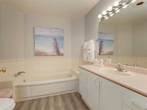 getmedia-6 at 304 - 1561 Stockton Crescent, Saanich East