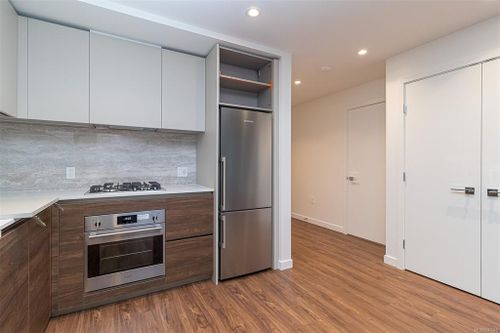 getmedia-10 at 108 - 369 Tyee Road, Victoria