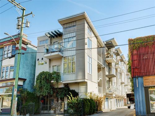 getmedia at 302 - 1721 Quadra Street, Victoria