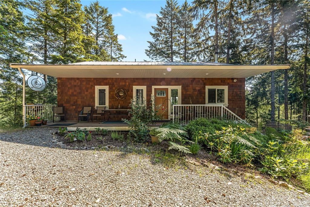 590 Stewart Road, Salt Spring, Gulf Islands photo number 2