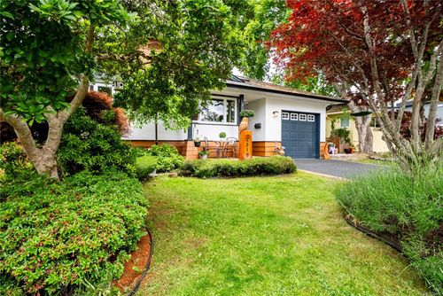 2519-wootton-north-oak-bay-oak-bay-37 at 2519 Wootton Crescent, North Oak Bay, Oak Bay