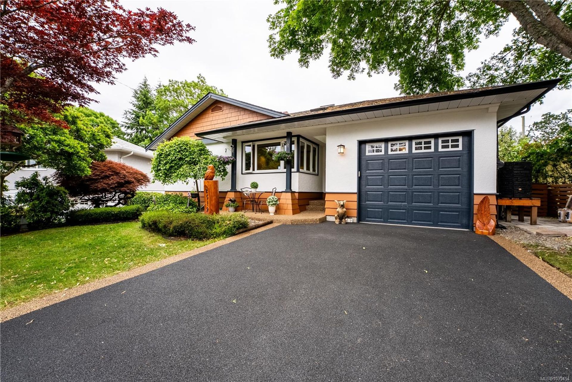 2519 Wootton Crescent, North Oak Bay, Oak Bay photo number 1